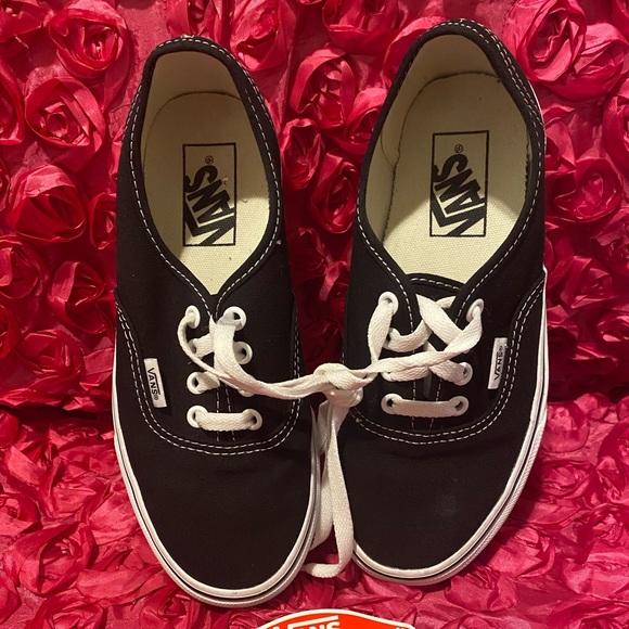 Vans Shoes - Women’s vans
